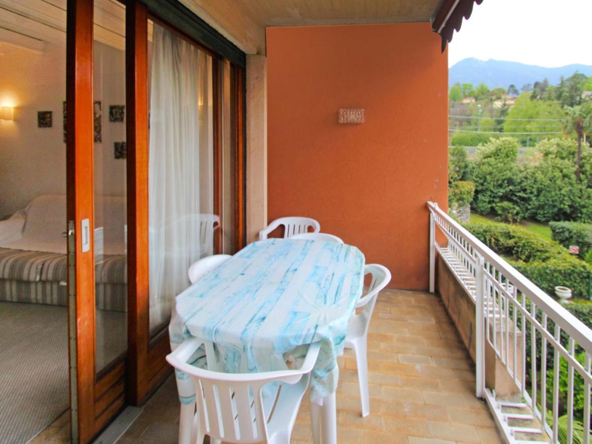 Apartment Hermitage-5 By Interhome Porto Valtravaglia Kültér fotó